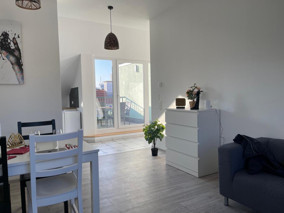 شقة Dachterrasse Fuer 4 Personen فيينا المظهر الخارجي الصورة